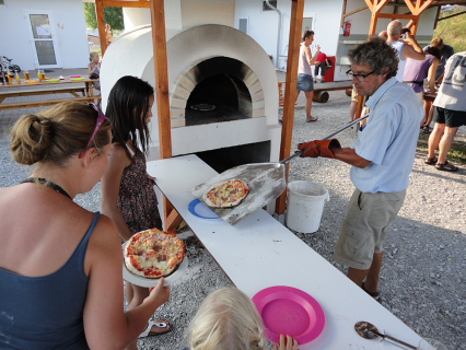 Pizza bakken camping Chvalsiny