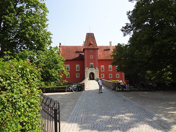 Binnenkomst kasteel Cervena Lhota