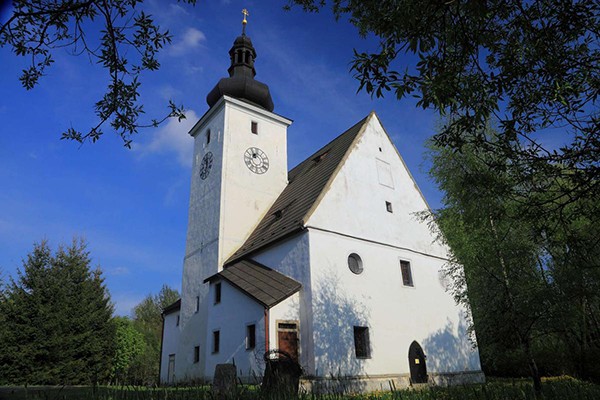 Kerk Cestviny Tsjechie