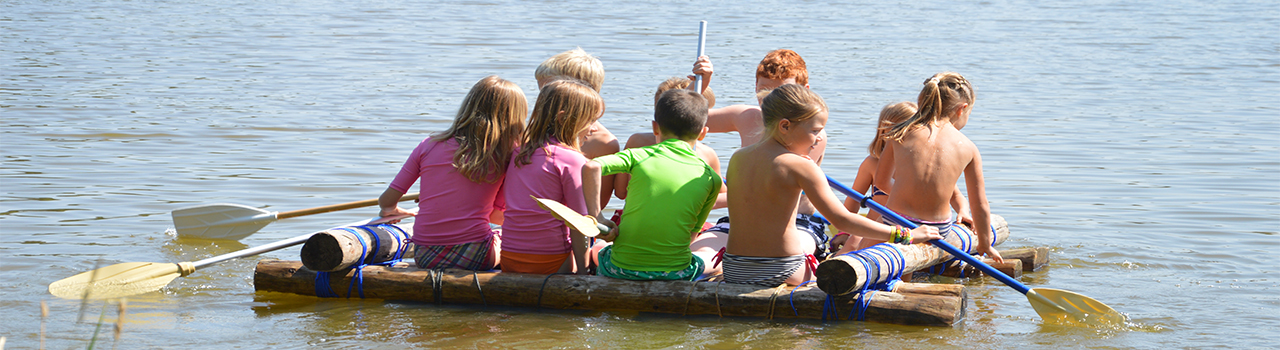 Vlot bouwen op camping Vidlak Tsjechie